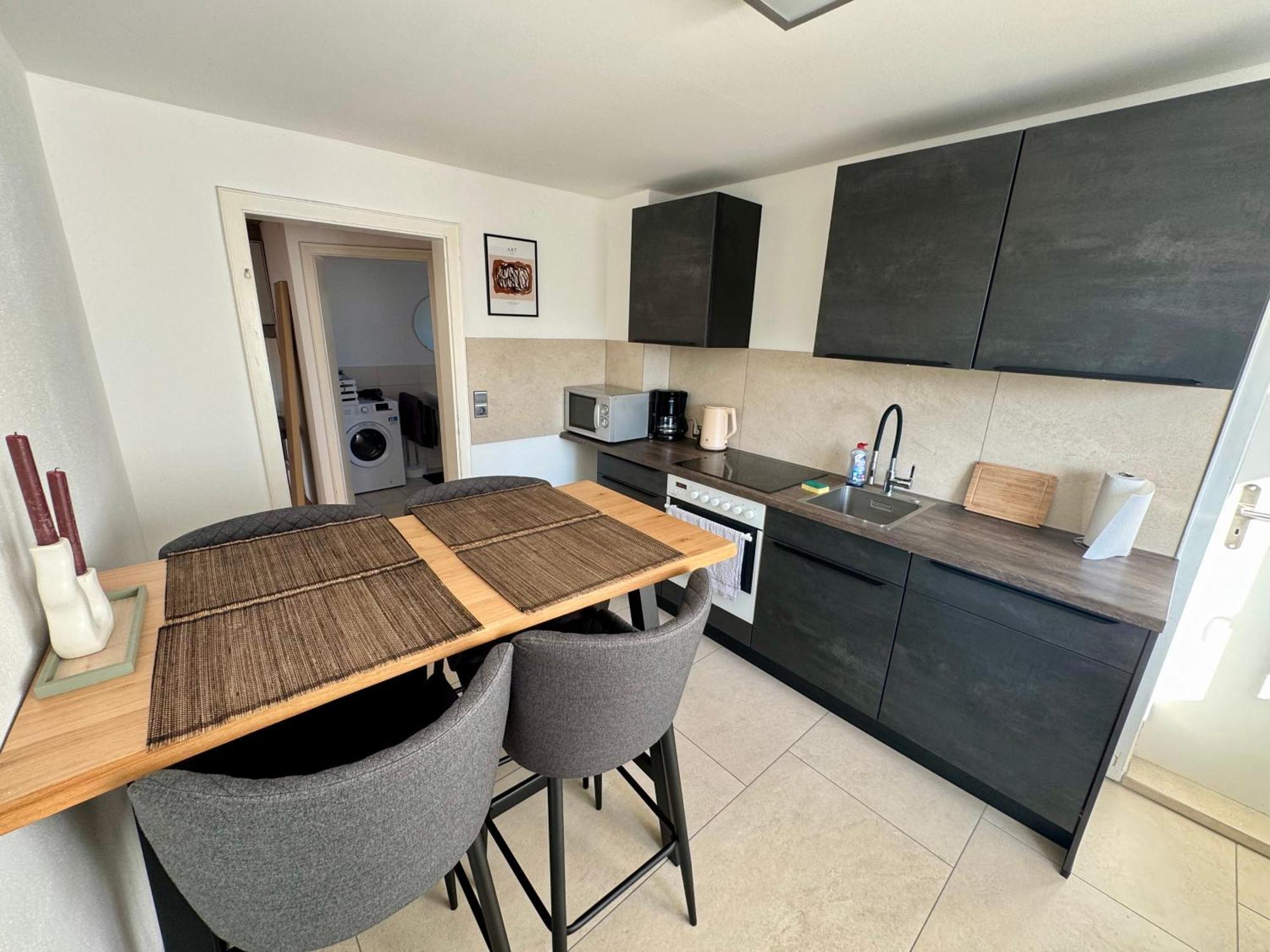 3 Zimmer Apartment Mit Flussblick - Self Check-In Eggenfelden Exterior foto